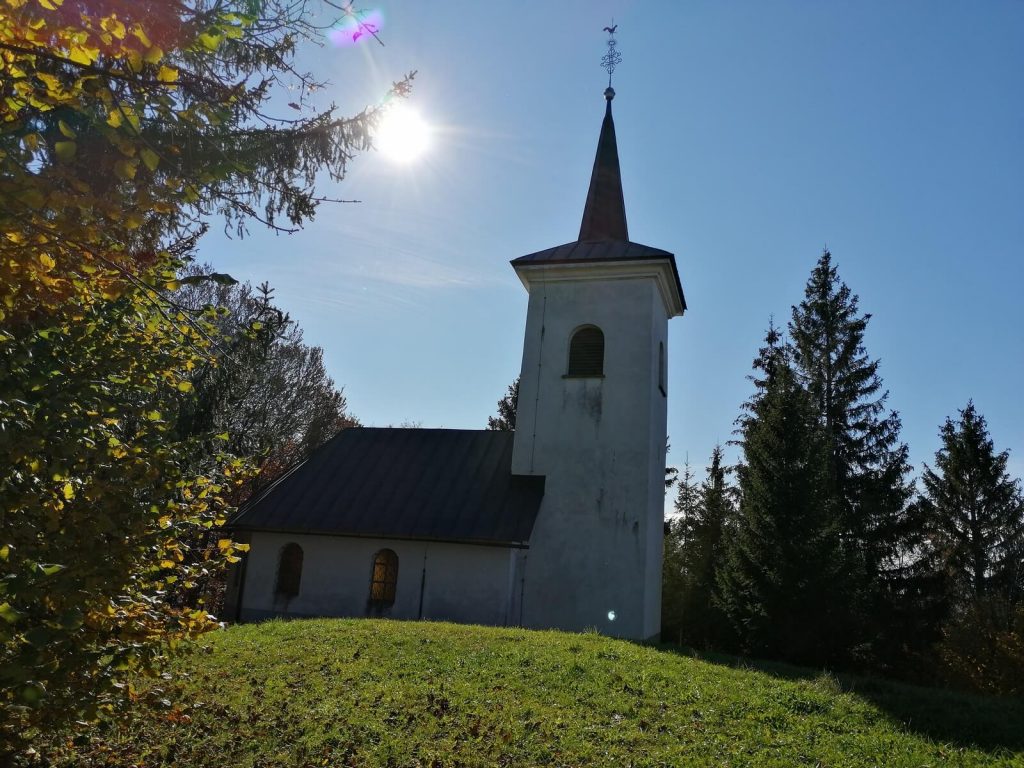 Sv. Mohor nad Kranjem - pohodniški cilj tudi za družine